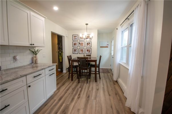 Chandelier, Dining room, Interior, Recessed Lighting, Wood Texture Flooring