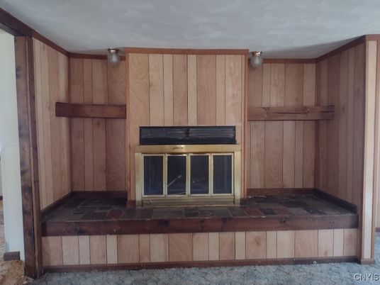Fireplace, Interior