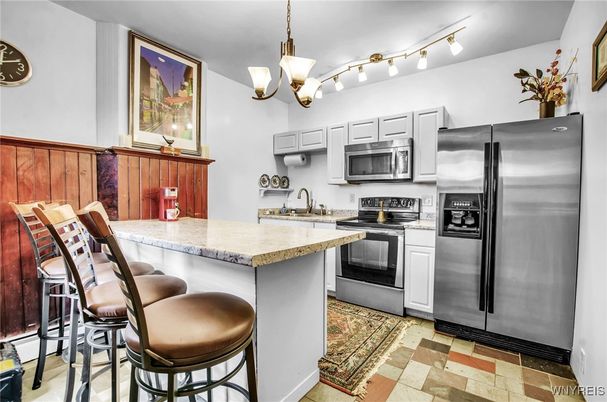 Interior, Kitchen, Pendant Lights, Stainless Steel Appliances