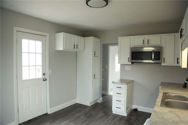 Interior, Kitchen, Stainless Steel Appliances, Wood Texture Flooring