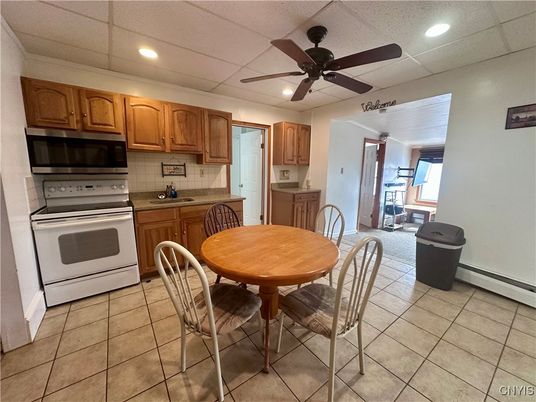 Dining room, Interior, Kitchen, Recessed Lighting