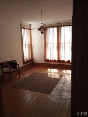 Interior, Pendant Lights, Wood Texture Flooring