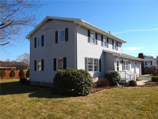 Backyard, Exterior, Facade, Farmhouse