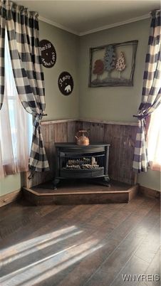 Fireplace, Interior