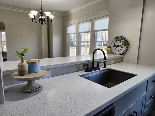 Chandelier, Interior, Kitchen