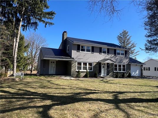 Attached, Backyard, Exterior, Facade, Georgian