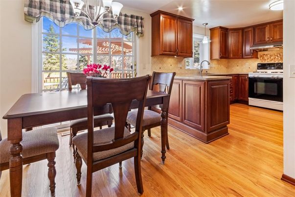 Chandelier, Dining room, Interior, Kitchen, Pendant Lights, Wood Texture Flooring