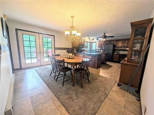 Chandelier, Dining room, Interior, Kitchen