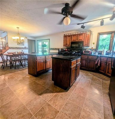 Chandelier, Dining room, Interior, Kitchen