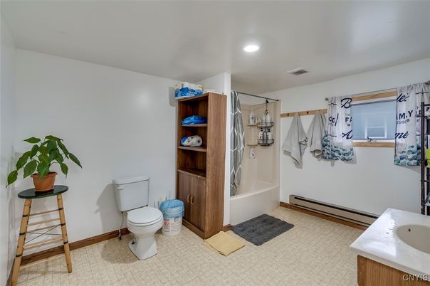 Bathroom, Interior, Recessed Lighting