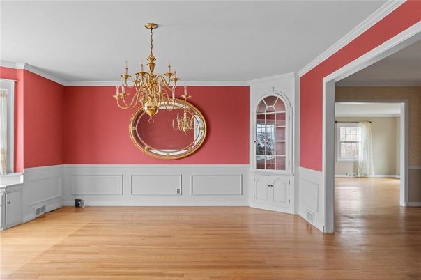 Chandelier, Empty room, Interior, Wood Texture Flooring