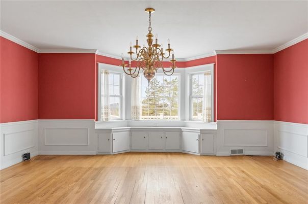 Chandelier, Empty room, Interior, Wood Texture Flooring