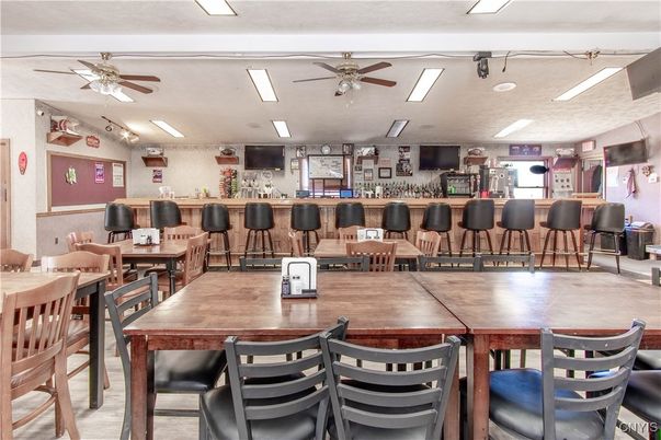Dining room, Interior
