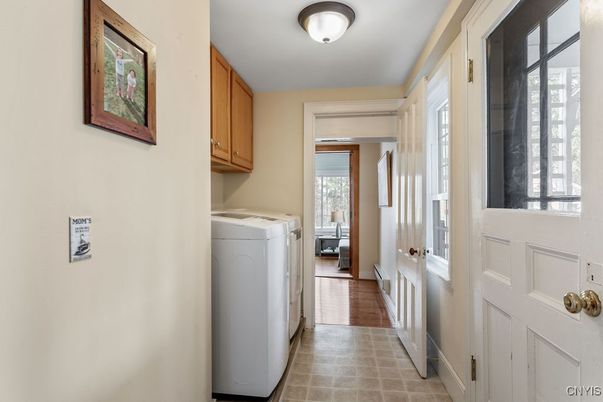 Interior, Washer, Wood Texture Flooring