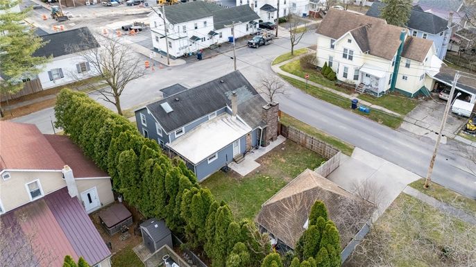 Exterior, Drone