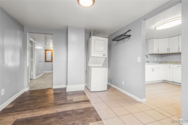 Interior, Kitchen, Washer, Wood Texture Flooring