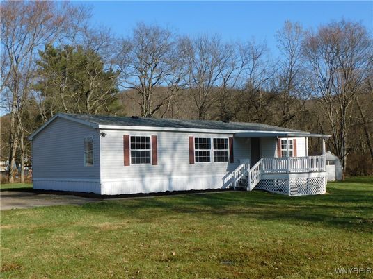 Backyard, Exterior, Facade, Ranch