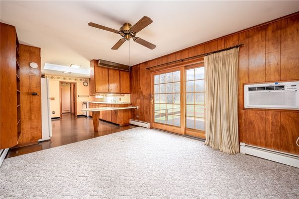 Empty room, Interior, Kitchen, Wood Texture Flooring, Wooden Walls