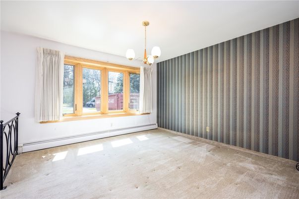 Empty room, Interior, Pendant Lights