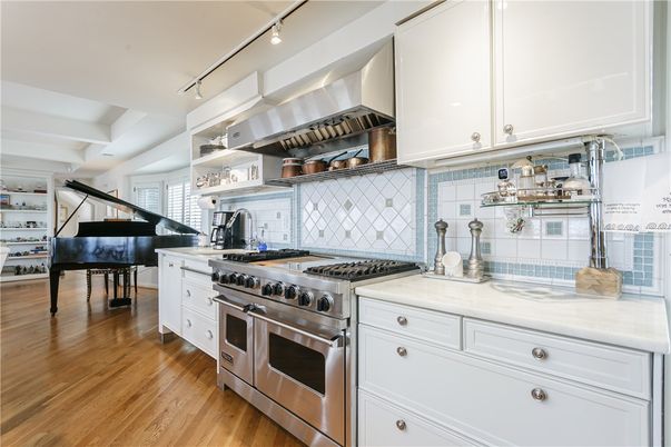 Interior, Kitchen, Piano, Stainless Steel Appliances, Wood Texture Flooring