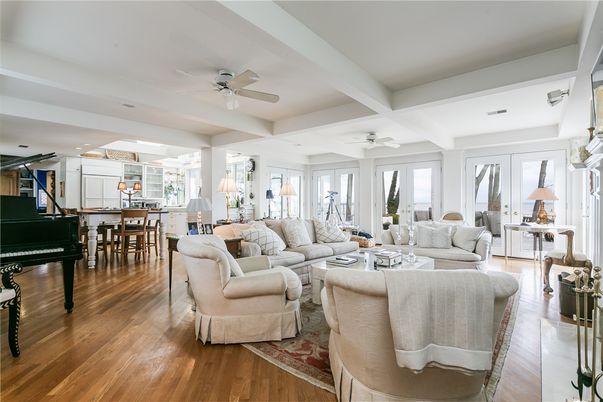 Dining room, Interior, Kitchen, Living room, Piano, Recessed Lighting, Wood Texture Flooring