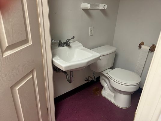 Bathroom, Interior