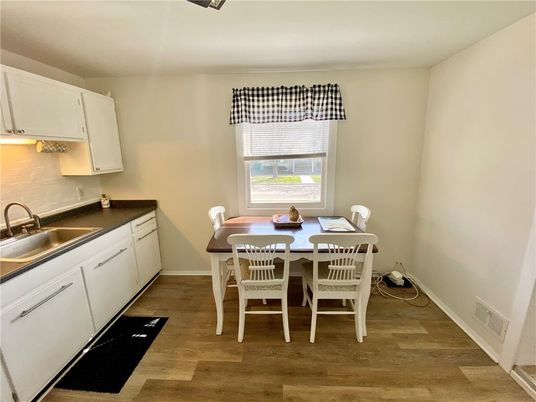 Dining room, Interior, Wood Texture Flooring