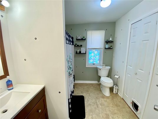 Bathroom, Interior