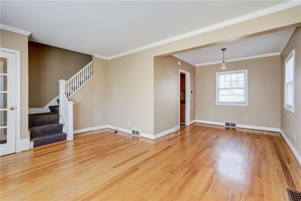 Empty room, Interior, Pendant Lights, Wood Texture Flooring