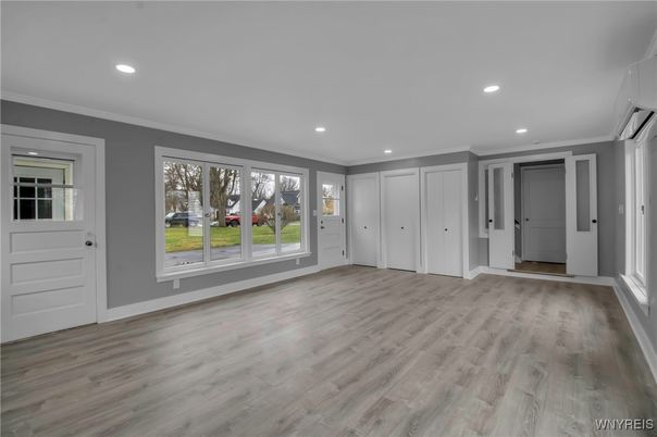 Empty room, Interior, Recessed Lighting, Wood Texture Flooring