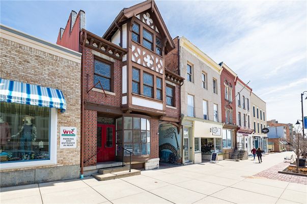 Exterior, Facade, Brick Facade, Rowhouse