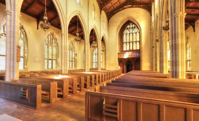 Interior, Pendant Lights, Piano, Wooden Beams