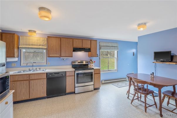 Dining room, Interior, Kitchen, Stainless Steel Appliances