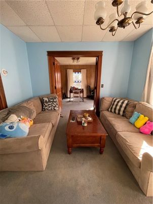 Chandelier, Interior, Living room