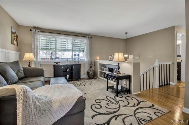 Home Office, Interior, Living room, Pendant Lights, Wood Texture Flooring