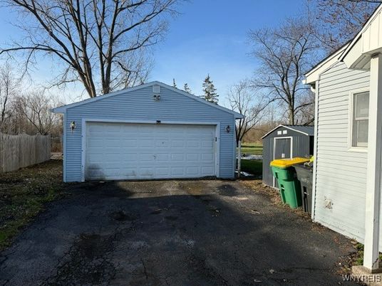 Detached Garage, Exterior, Playground