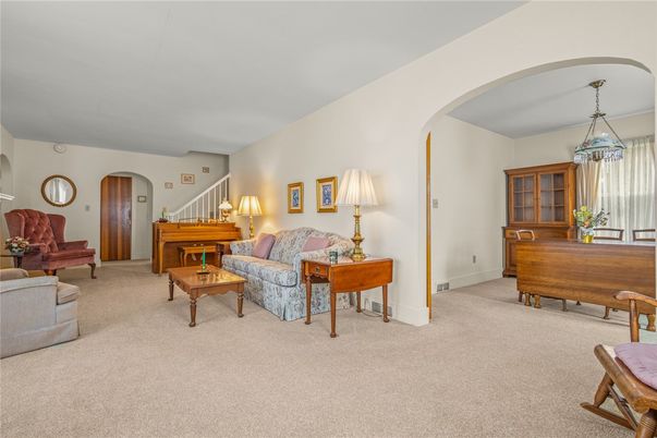 Interior, Living room, Piano