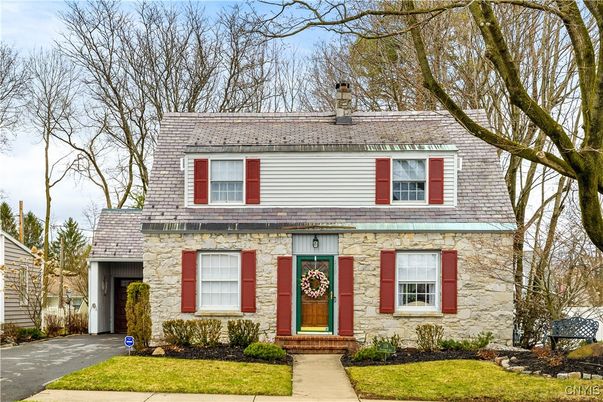 Exterior, Facade, Cape Cod