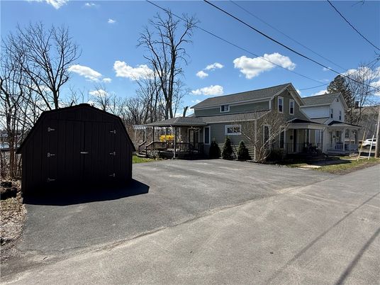 Backyard, Exterior, Facade, Cape Cod