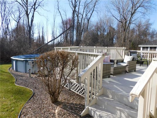 Exterior, Hot Tub