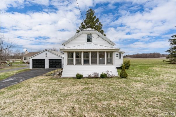 Backyard, Detached Garage, Exterior