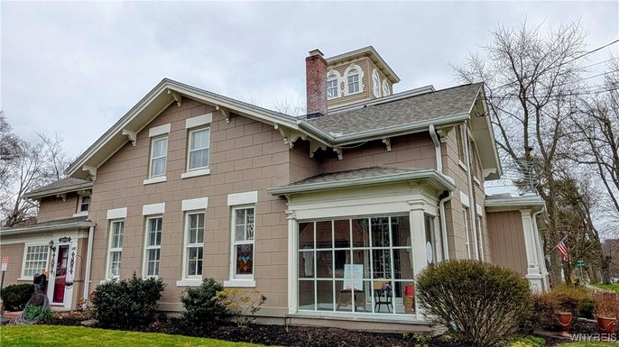Exterior, Facade, American Craftsman