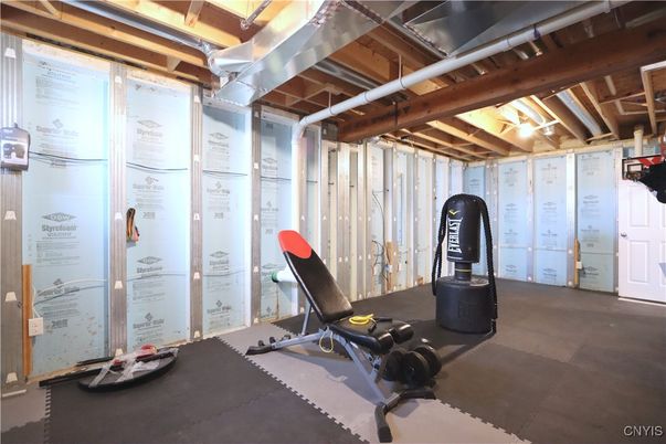 Fitness Equipment, Interior, Wooden Beams