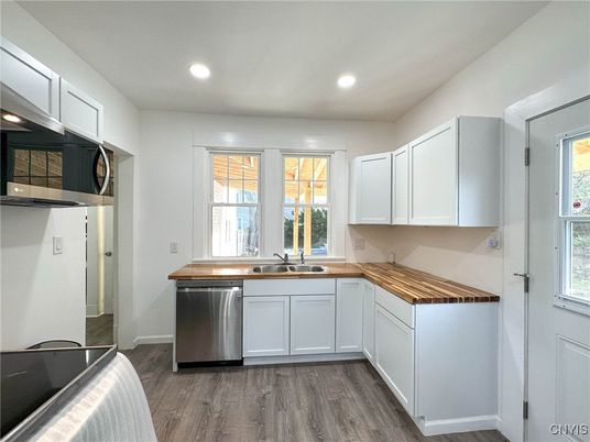Interior, Kitchen, Recessed Lighting, Wood Texture Flooring