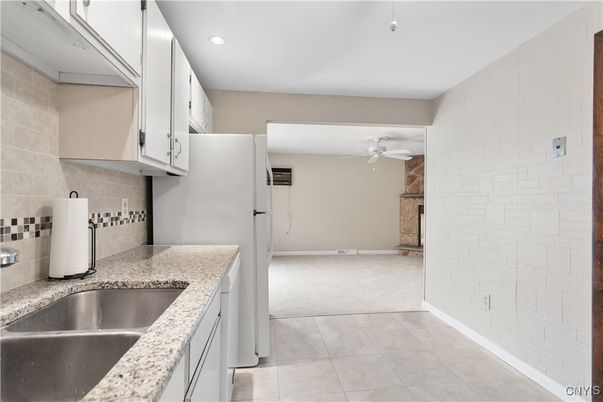 Interior, Kitchen, Recessed Lighting, Stone Walls