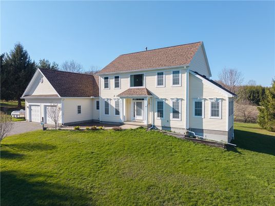 Attached, Backyard, Exterior, Facade, Georgian