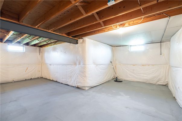 Garage, Interior, Wooden Beams, Wooden Ceilings