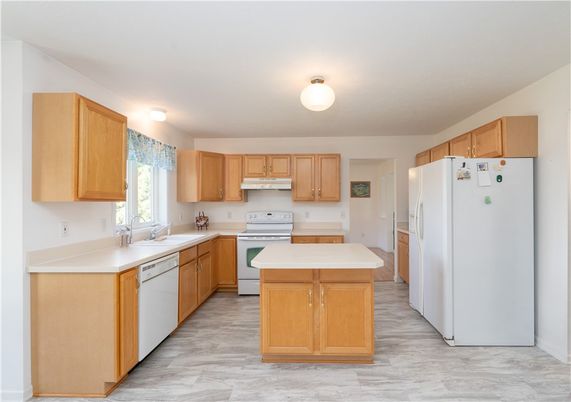 Interior, Kitchen, Wood Texture Flooring