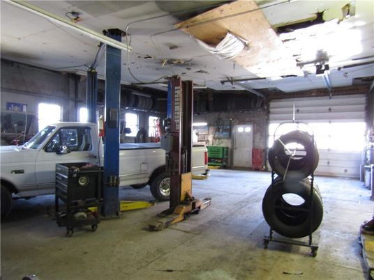 Fitness Equipment, Garage, Interior