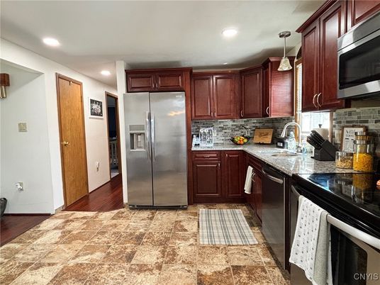 Interior, Kitchen, Pendant Lights, Recessed Lighting, Stainless Steel Appliances